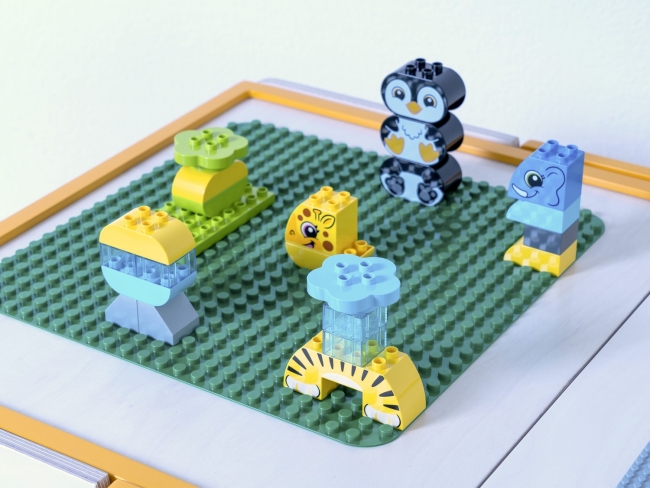 Стол для занятий конструированием и моделированием «Собирайкин» Стол для занятий конструированием и моделированием «Собирайкин»