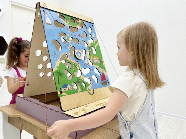 Настольная развивающая игра «Тайные тропы» Настольная развивающая игра «Тайные тропы»