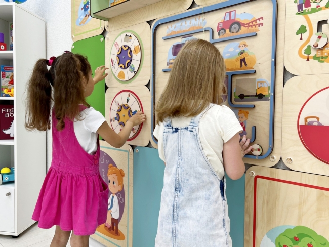 «Все профессии важны» - Дидактическая настенная панель «Все профессии важны» - Дидактическая настенная панель