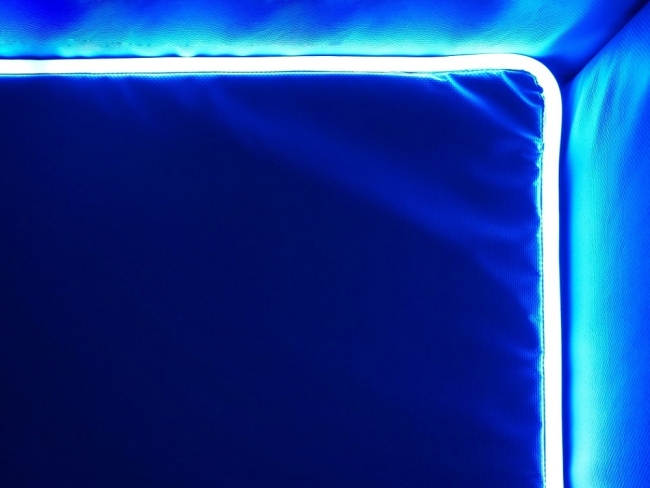 Сухой бассейн с шариками и RGB-подсветкой 140х140 см