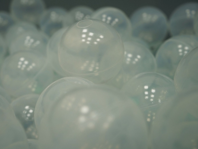 Сухой бассейн с шариками и RGB-подсветкой 190х190 см Сухой бассейн с шариками и RGB-подсветкой 190х190 см