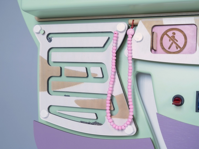 Интерактивный бизиборд «Зебруша» Интерактивный бизиборд «Зебруша»