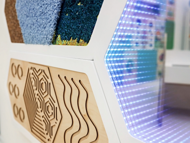 Декоративная тактильная панель с подсветкой - «Космос» Декоративная тактильная панель с подсветкой - «Космос»