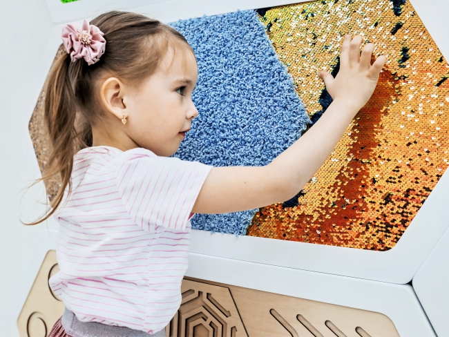 Декоративная тактильная панель с подсветкой - «Космос» Декоративная тактильная панель с подсветкой - «Космос»