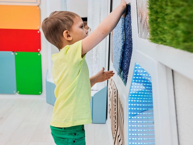 Декоративная тактильная панель 3в1 - «Сталь, Трава, Колючки» Декоративная тактильная панель 3в1 - «Сталь, Трава, Колючки»