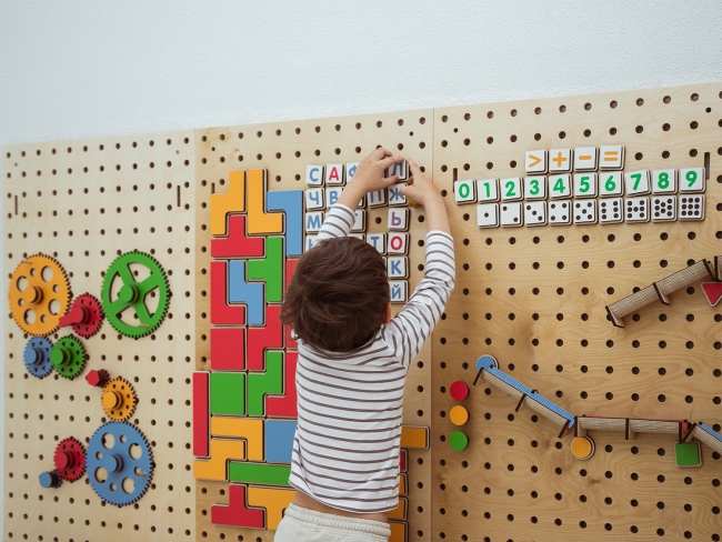 Стена для конструирования "АЛМА STEM" Стена для конструирования "АЛМА STEM"