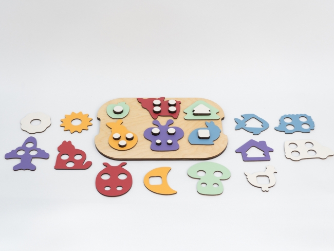 Набор развивающих игр для детей "Мир чудес"