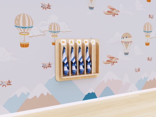 Детская вешалка для полотенец в центральную группу