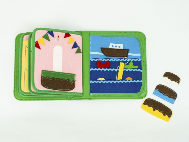 Развивающая игрушка для малышей «Первая книга» Развивающая игрушка для малышей «Первая книга»