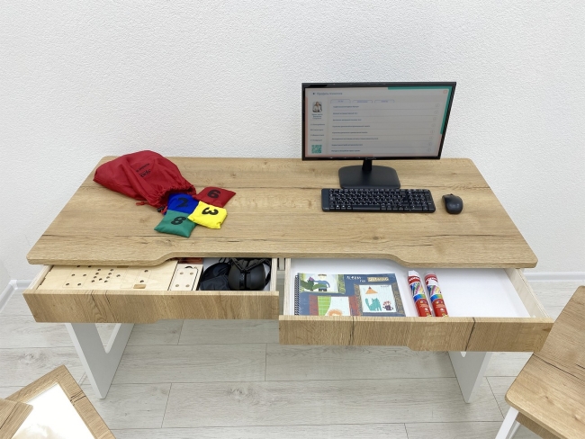 Стол психолога-дефектолога «АЛМА ПРО» Стол психолога-дефектолога «АЛМА ПРО»